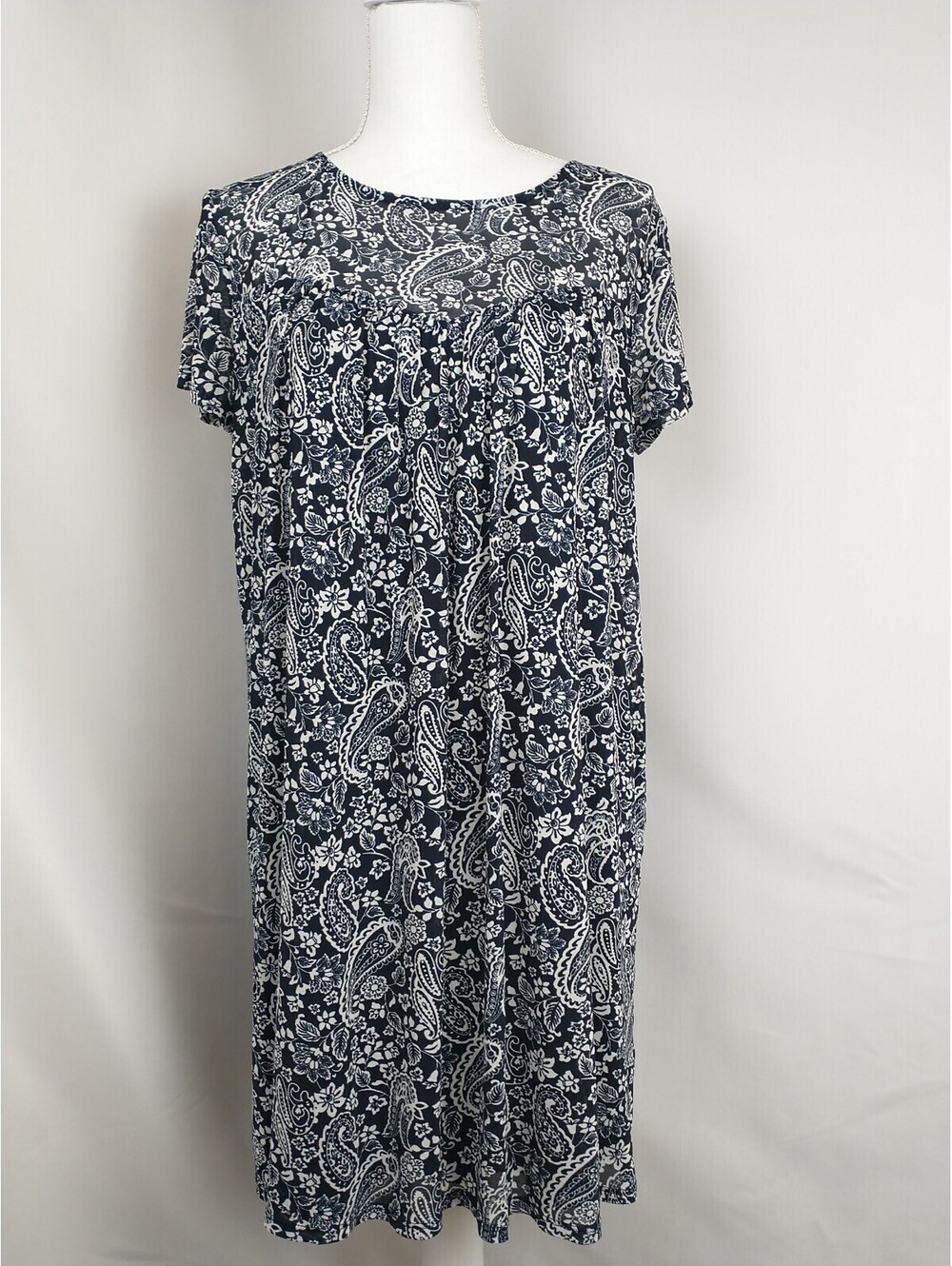 apt 9 dress large, Black/White, Paisley Print, Semi Sheer , Lined